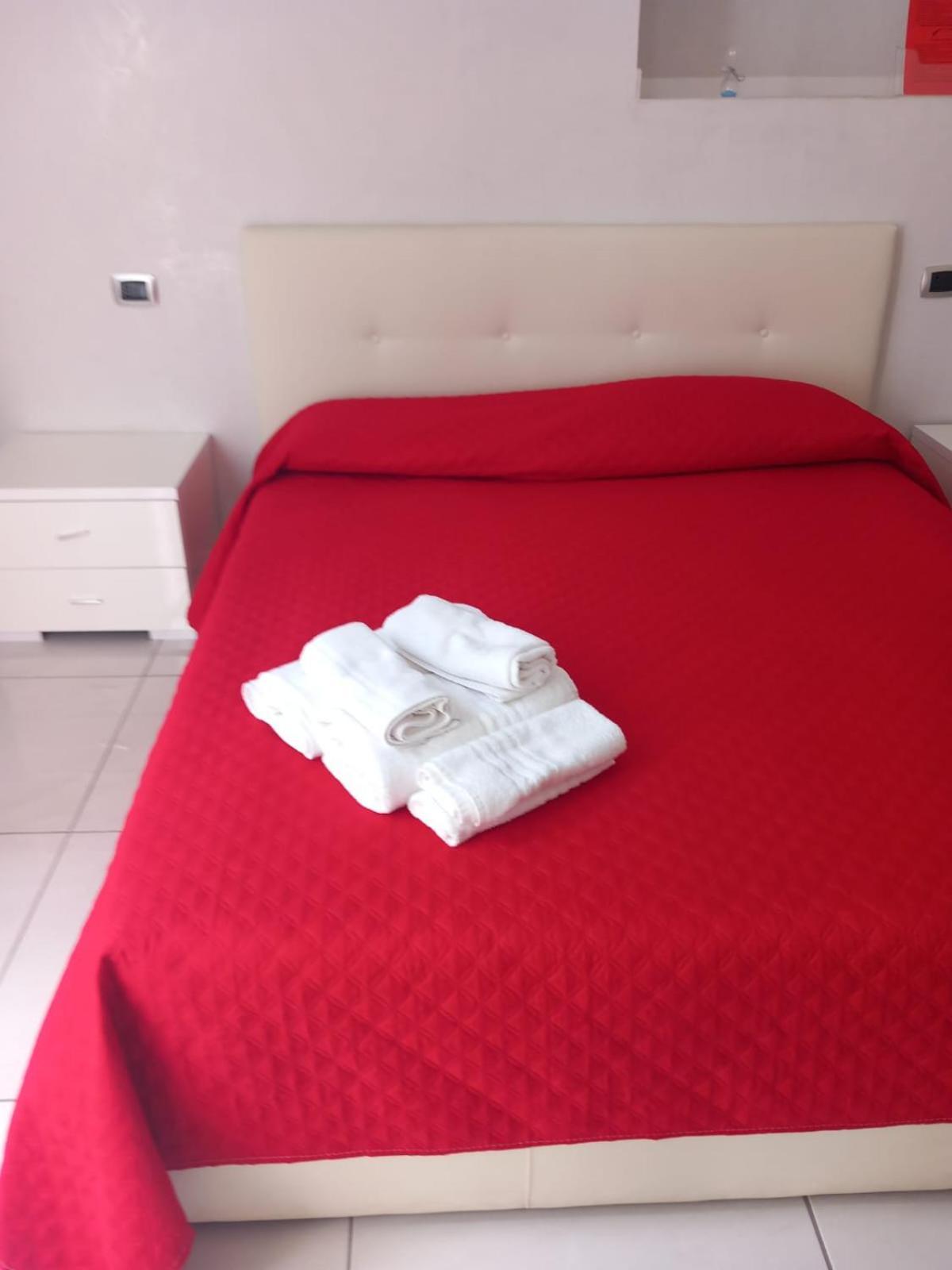 Live Naples Hotel ภายนอก รูปภาพ
